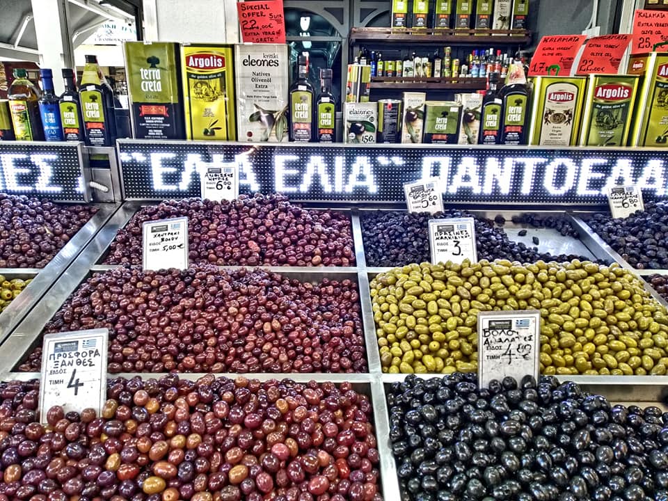 Walking through the old markets of our city... - Peek at Greek - Greek language and culture school